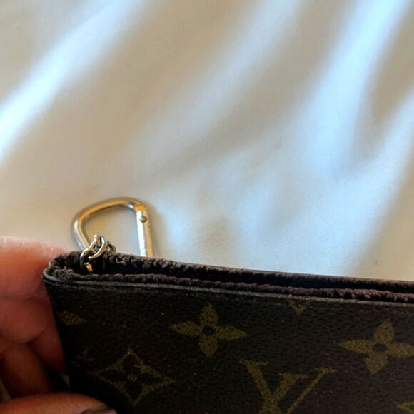💯% Authentic Louis Vuitton Key Card Holder - Picture 6 of 11